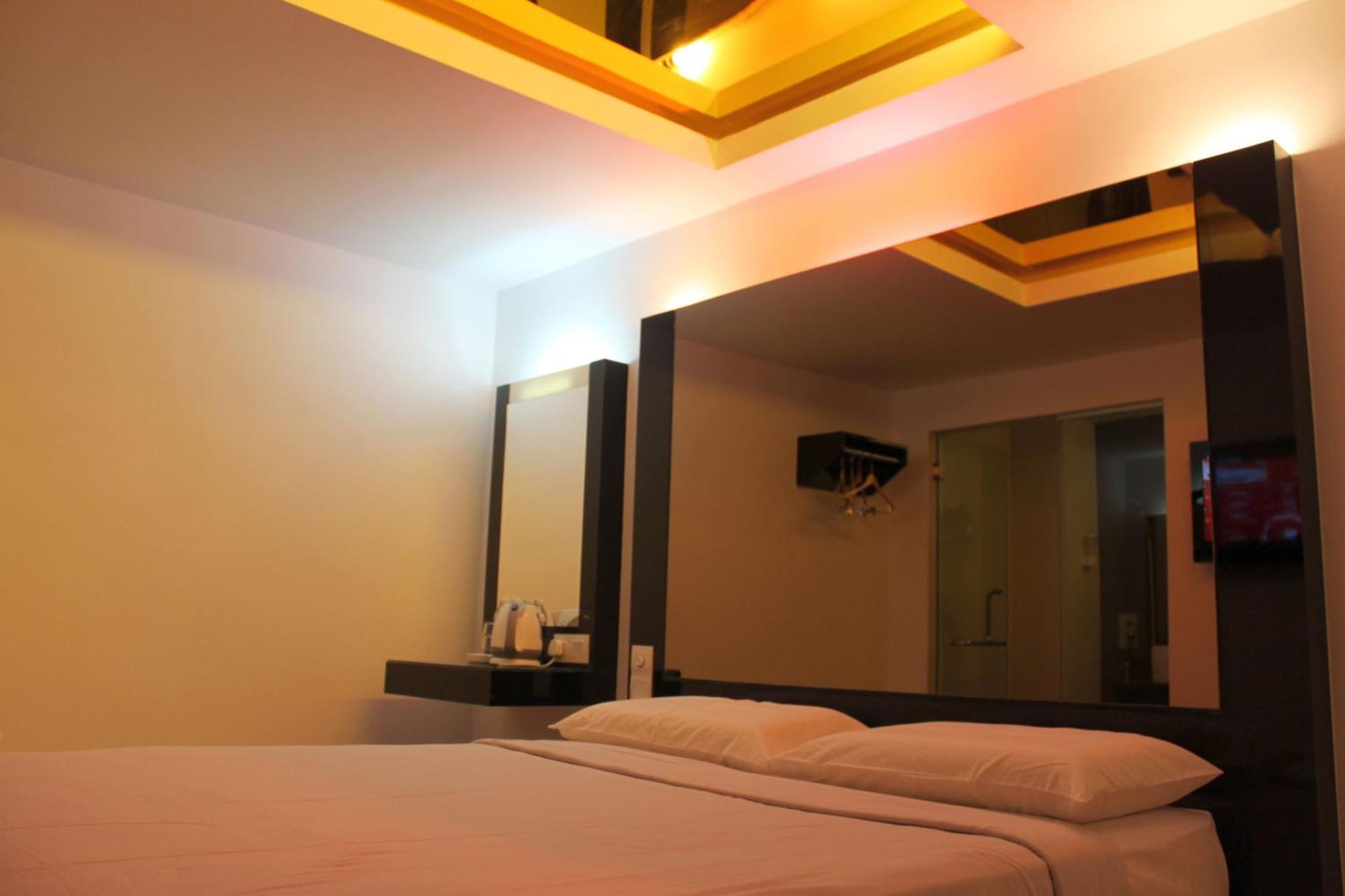קואלה לומפור Time Hotel מראה חיצוני תמונה